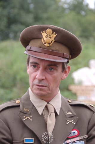 usofficer.jpg