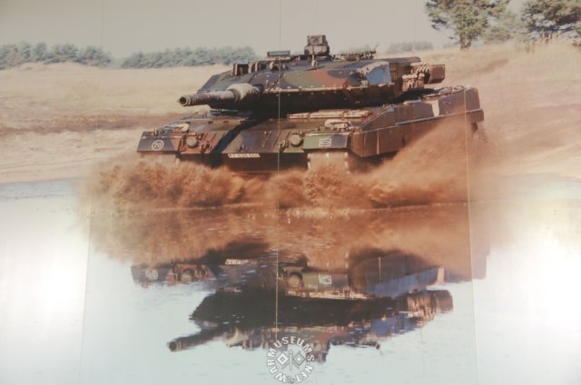 leopard2a6poster.jpg