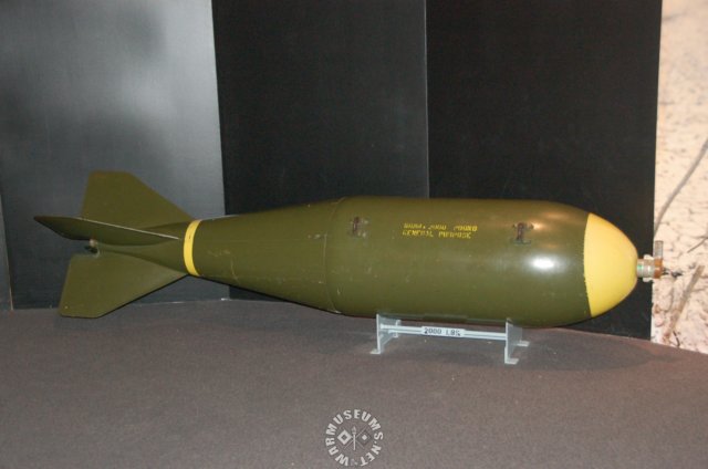 bomb2.jpg