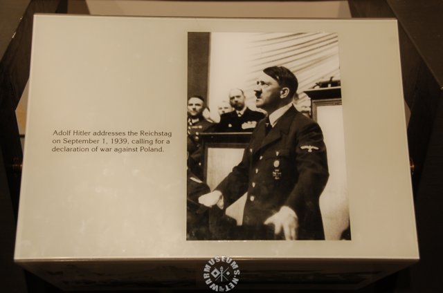 photoofhitler.jpg