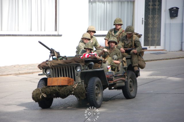 jeep2.jpg