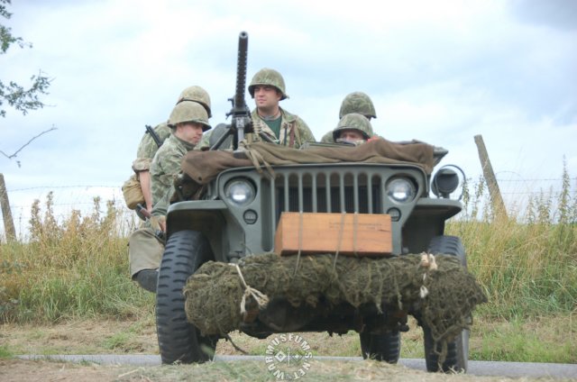 usmcjeep3.jpg