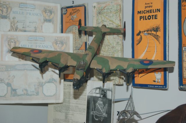 avrolancasterscalemodel.jpg