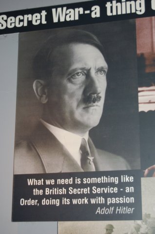 hitlercomplimentingbritishmi6.jpg