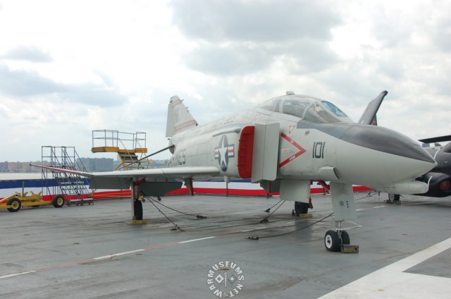 f4phantom2.jpg