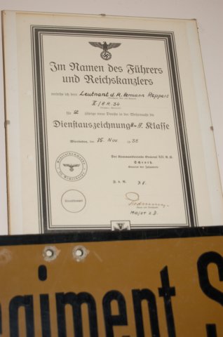 certificationof12yearsofserviceinthegermanwermacht.jpg