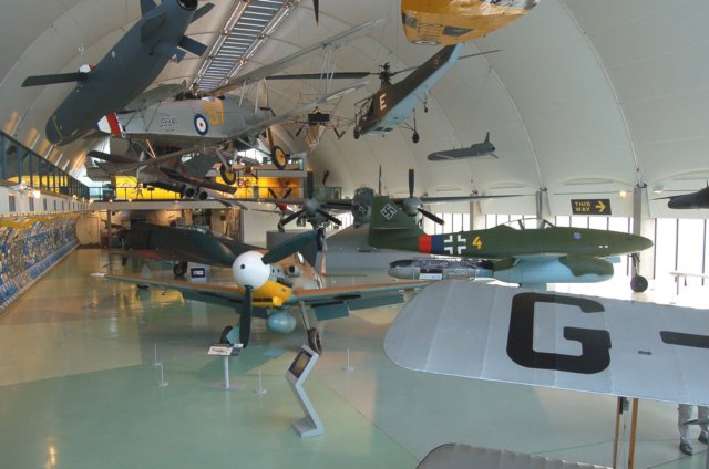 me109g2andme262a1.jpg