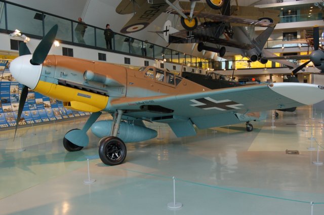 me109g2leftfrontview.jpg
