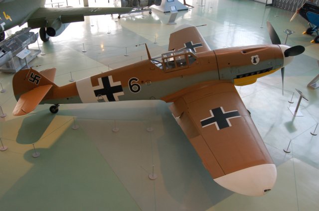 me109g2rightsideview.jpg