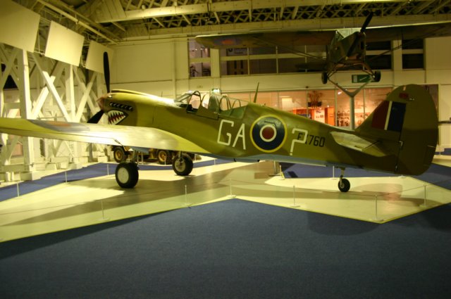 p40kittyhawkiiileftsideview.jpg