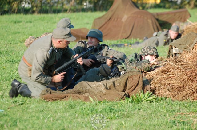germansoldierwithuntersturmfhrer.jpg