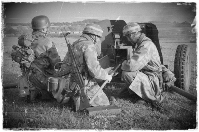pak36firing.jpg