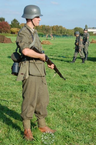 soldierwithfeldgendarmen.jpg