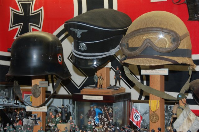 ww2helmets.jpg