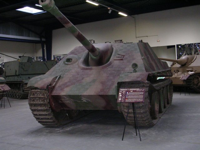 jagdpantherfrontview.jpg