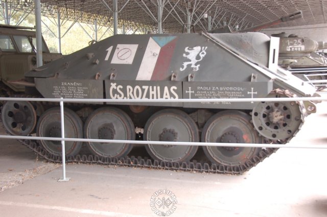 jagdpanzer38thetzerusedbyczechresistance.jpg