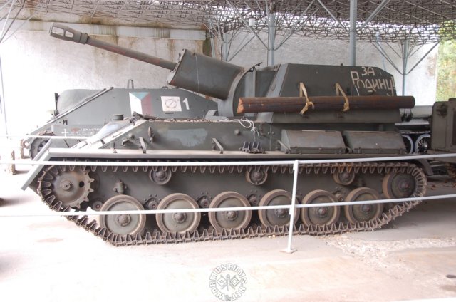 mmselfpropelledcannonsu76.jpg