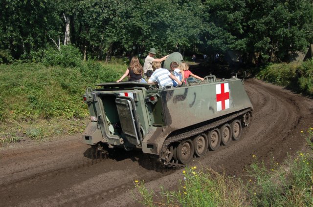 trooptransportvehicleambulance2.jpg