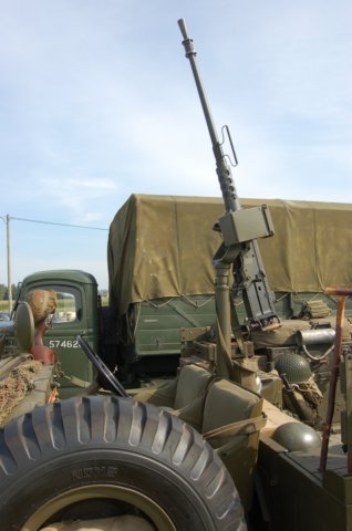 dodgewc51machinegun.jpg