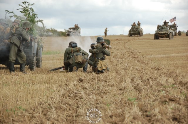 auniquepanzerschreckversusmultipletanks.jpg