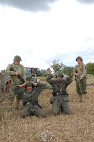 capturedgermansoldiers2.jpg
