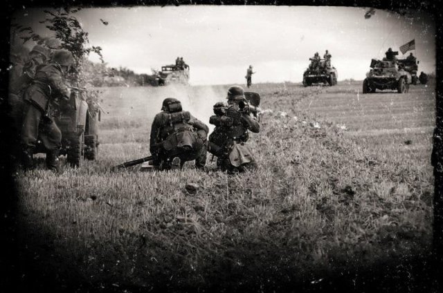 auniquepanzerschreckversusmultipletanks.jpg