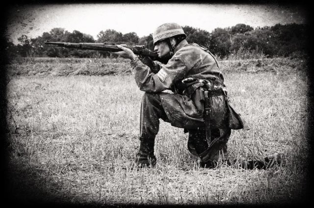 fallschirmjagerfiring.jpg