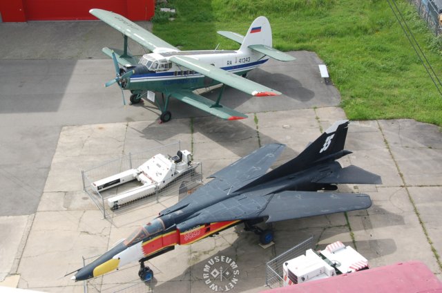 mig23andantonovan2.jpg