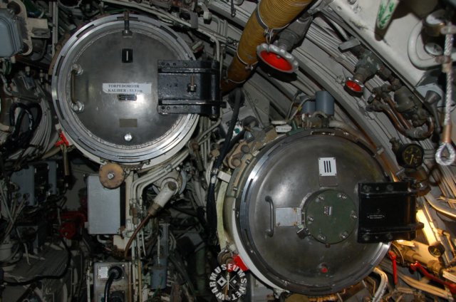 u9torpedochambers.jpg