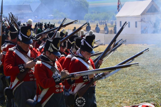 britishinfantrymenrechargingtheirrifles3.jpg