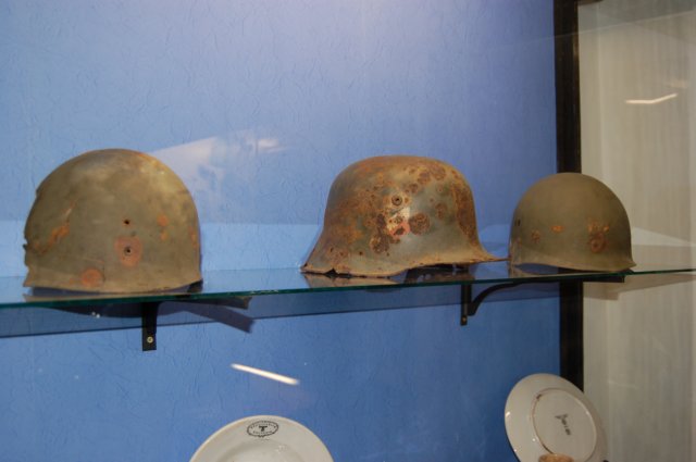 ww2usandgermanhelmets.jpg