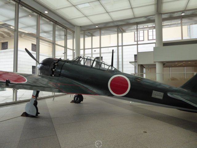 mitsubishizeroleftsideview.jpg